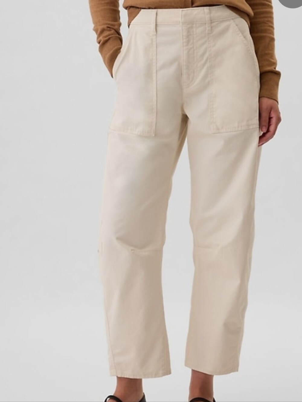 GAP | High Rise Barrel Khakis